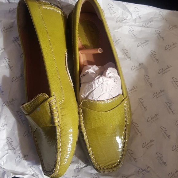clarks green loafers